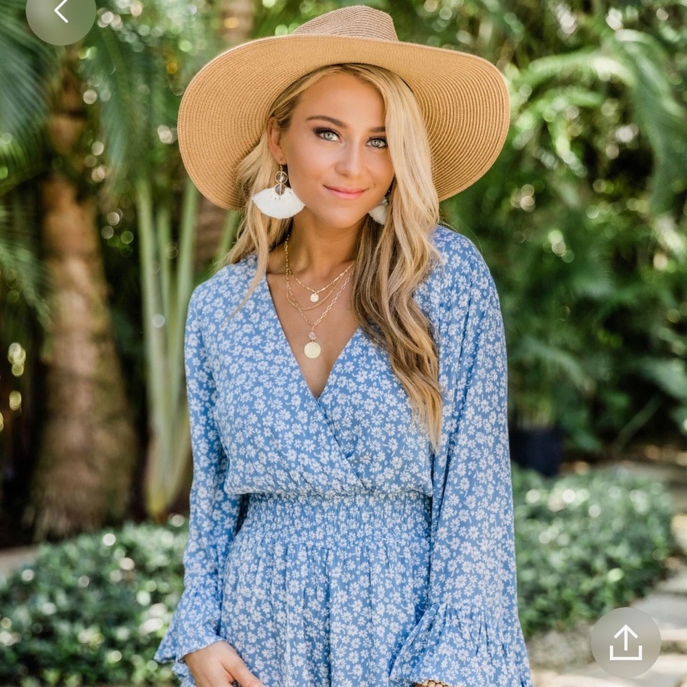 Pink Lily blue romper size Medium